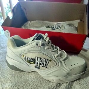 New Balance "I Love You Man" Bud Light Size 7 Women's Shoes NIB.